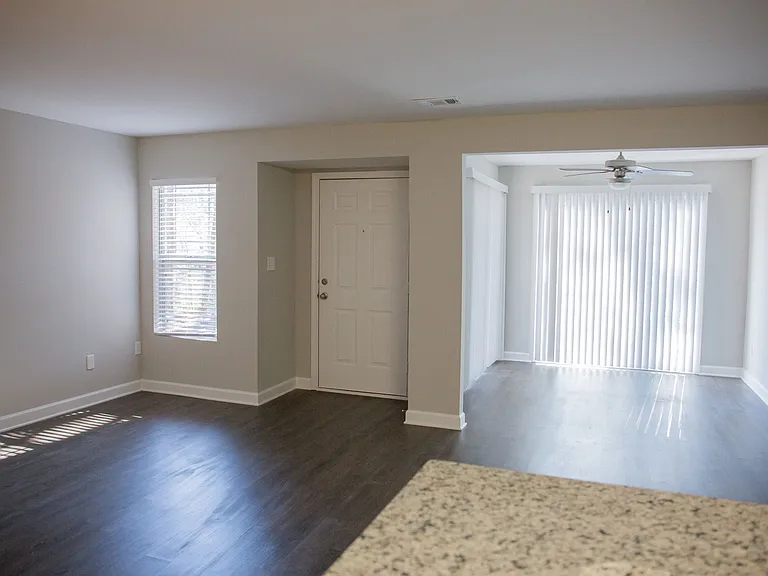Gardenwood Residences — Photo 23