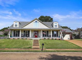302 Bordeaux Dr, Clinton, MS 39056