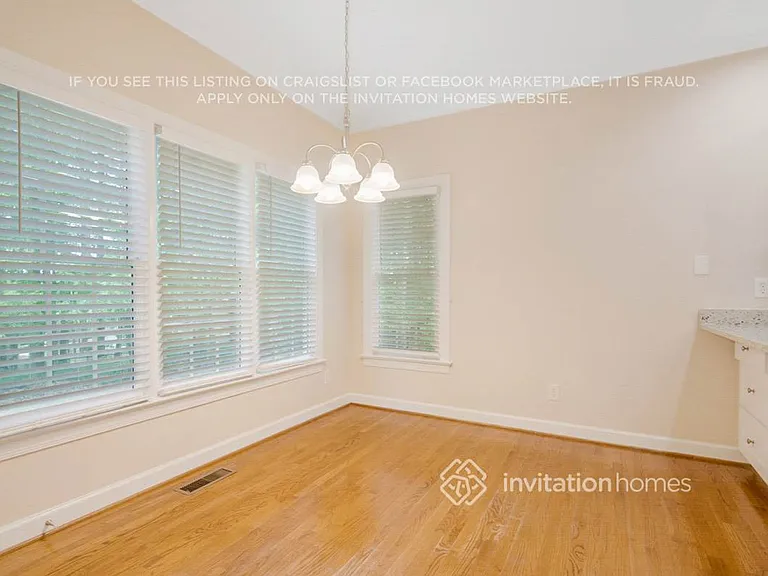 405 Broadmoor Way — Photo 12