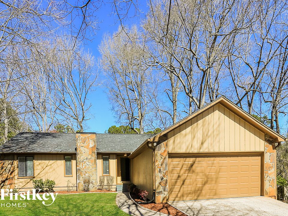 1st image of 365 Sea Holly Cir