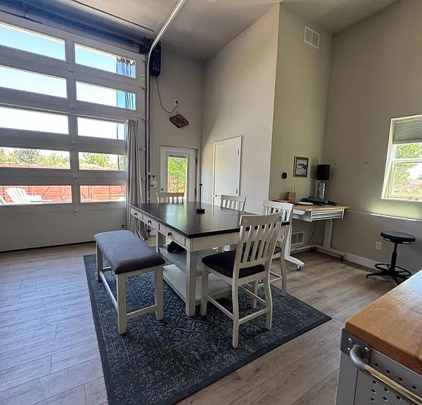 1010 E 75th Pl #B — Photo 20