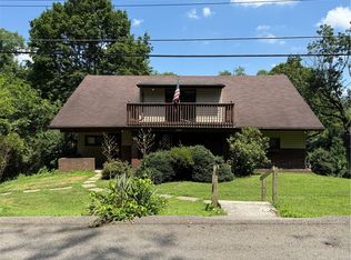 1835 Orchid Pl, Pittsburgh, PA