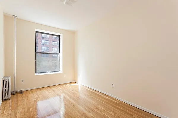 Rented by Keller Williams NYC | media 20