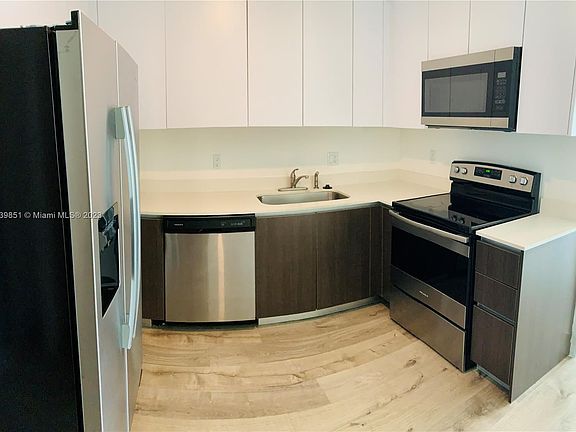 3rd image of 39 NW 7th Ave APT 503