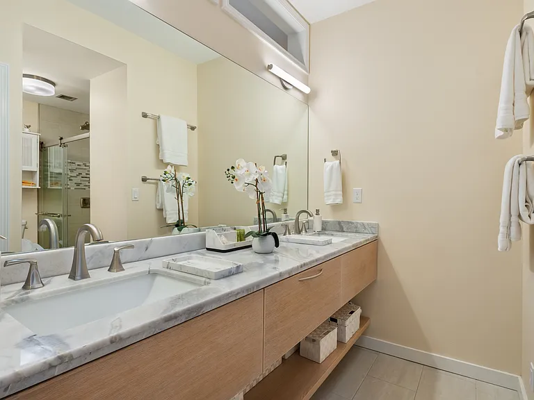 1030 Aoloa Pl #302A — Photo 16