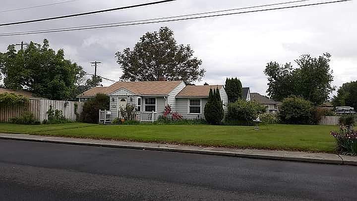 2,392 total square foot home