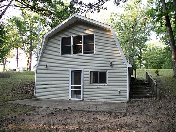 4th image of 10626 Round Lake Dr