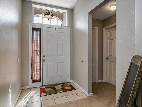 4th image of 29709 Morningmist Dr
