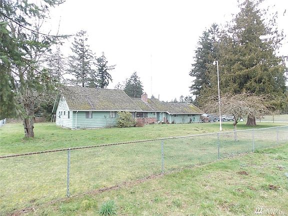 4th image of 23512 86th Ave E
