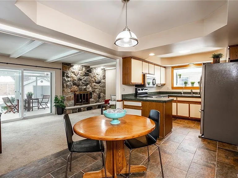 15236 Willowbrook Ln — Photo 16