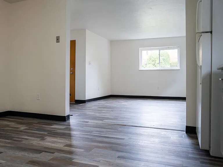 501-712 Farview Dr — Photo 14
