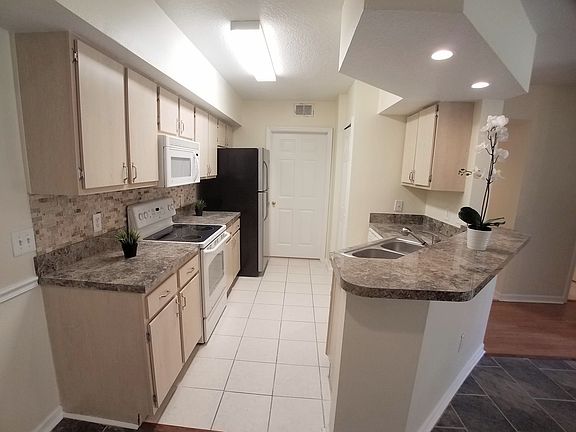 4th image of 12500 Crest Springs Ln APT 1014