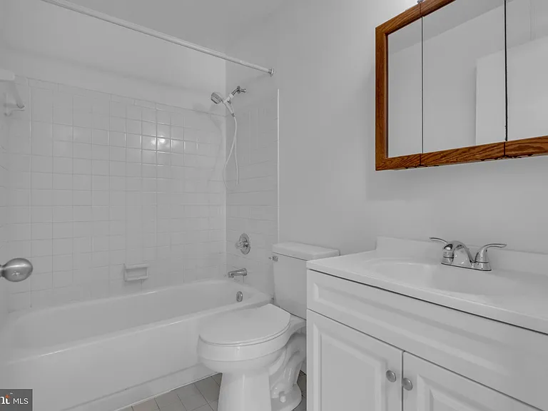 104 Mountain Rd #1A — Photo 17