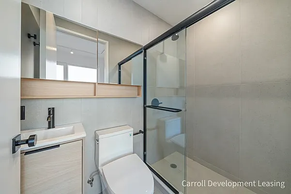 Bathroom, photo 2