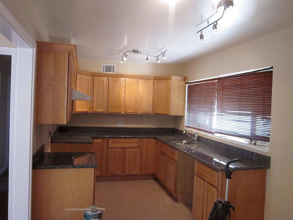 2nd image of 100 Kathryn Dr