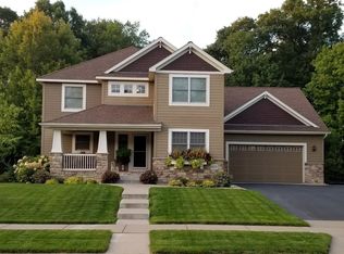 11325 Parkside Trl, Osseo, MN 55369