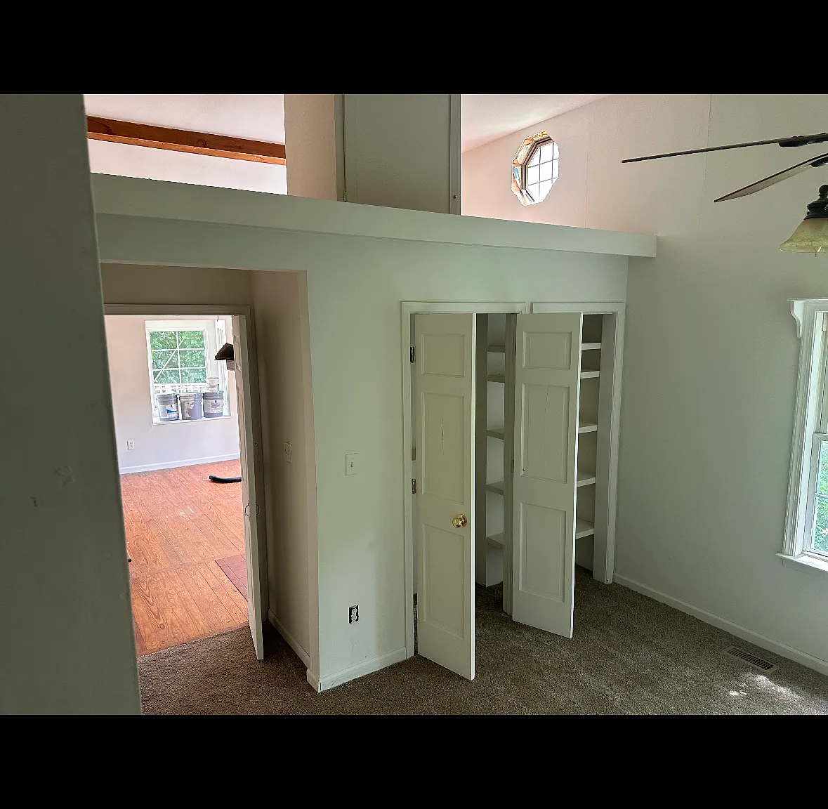 4 bed, 1600 sqft, $2,395 — Photo 2