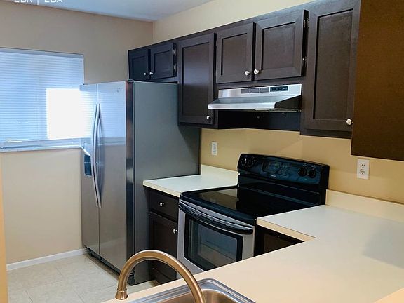 4th image of 3642 NE 21st St Unit A