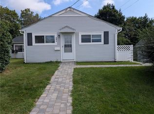 13 Buck Rd #A, Middletown, RI 02842