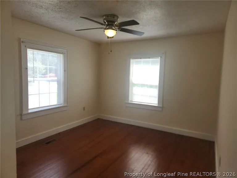 227 Pinecrest Dr — Photo 9
