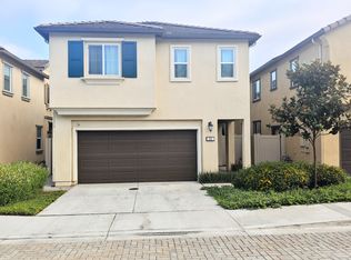 222 Silver Fir Ct, Vista, CA 92083