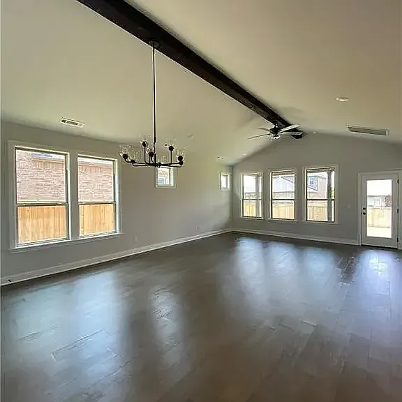 5206 SW York St — Photo 1