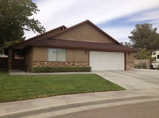 806 Kevin Way, Ridgecrest, CA 93555