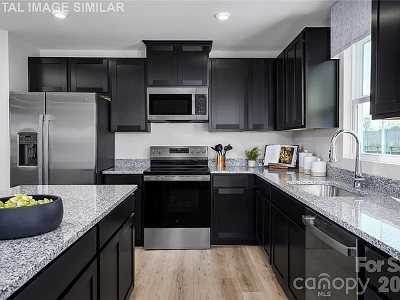 2nd image of 11009 Rococo Ln