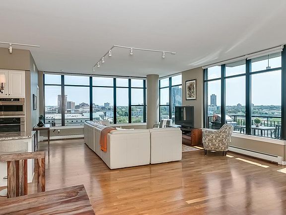 5th image of 215 10th Ave S Unit 801