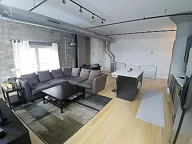 1220 Buttonwood St #106 Photo 1