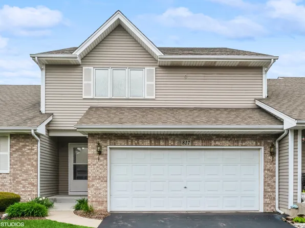 817 Bruce Robert Ln, Hampshire, IL 60140
