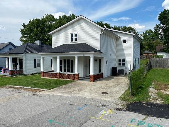 3rd image of 414 Noel Ave