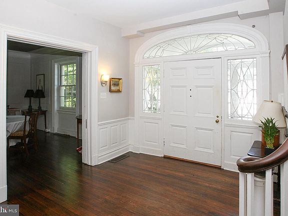 4th image of 1600 Brinckle Ave #2