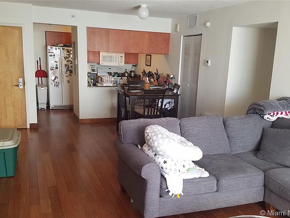 4th image of 1200 Brickell Bay Dr APT 3602