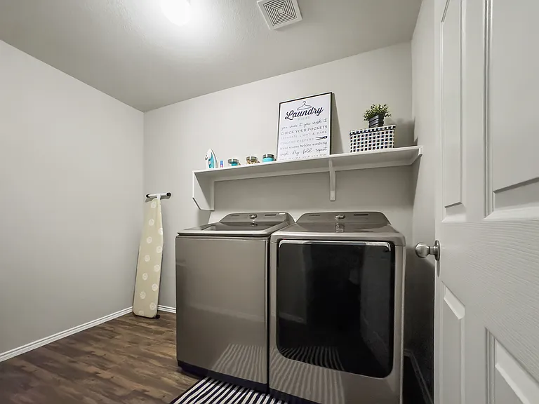 1809 Christopher Creek Dr — Photo 22