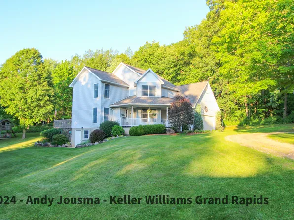 6295 Rocky Rd, Lowell, MI 49331