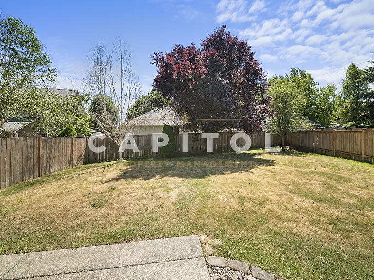 5467 57th Loop SE — Photo 20