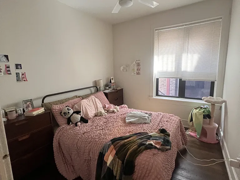1254 W Addison St #1 — Photo 4