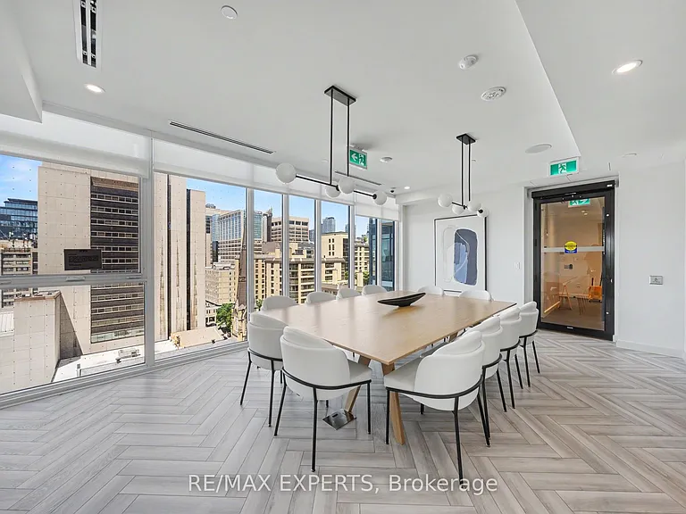 280 Dundas St W #1805 — Photo 41
