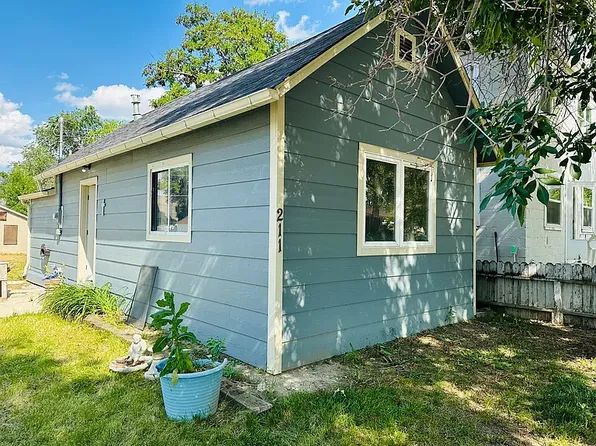 211 S 32nd St, Billings, MT 59101