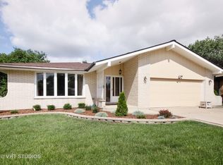 9232 S Tripp Ave, Oak Lawn, IL