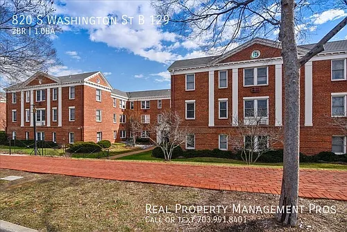 820 S Washington St Photo 1
