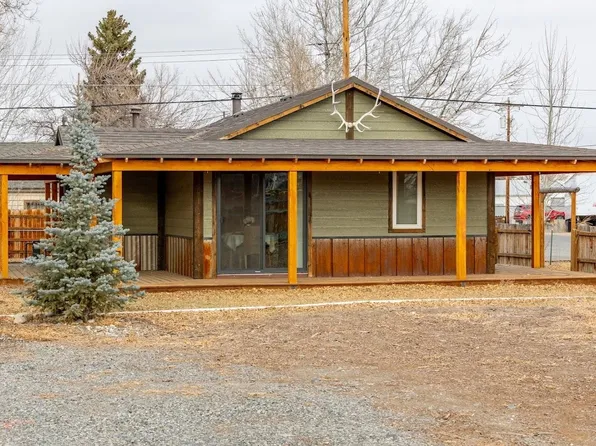 627 15th St, Cody, WY 82414