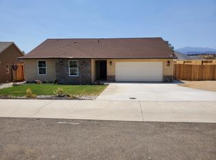 1258 Yacht Ct, Redding, CA 96003