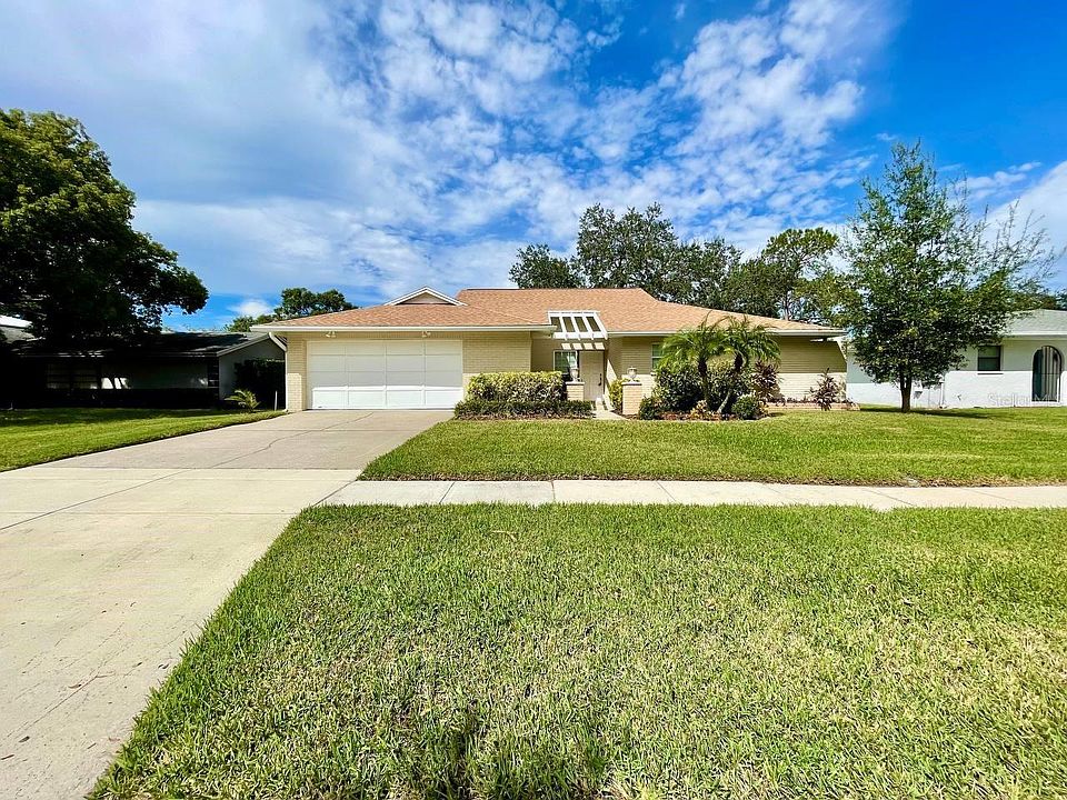 1st image of 4625 Cloverlawn Dr