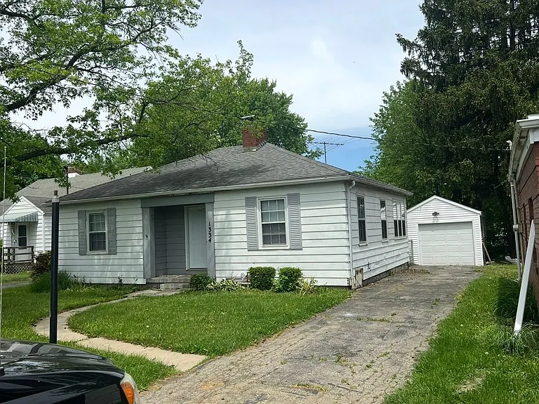 1334 S Burlington Dr — Photo 9