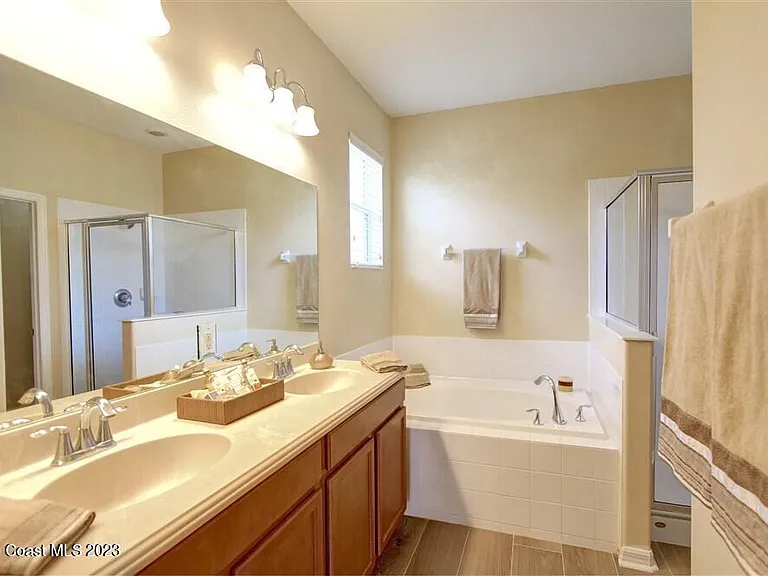 5834 Trieda Dr — Photo 19