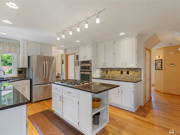 2nd image of 14029 278th Pl NE