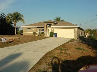 508 Peerless Cir, Lehigh Acres, FL 33974