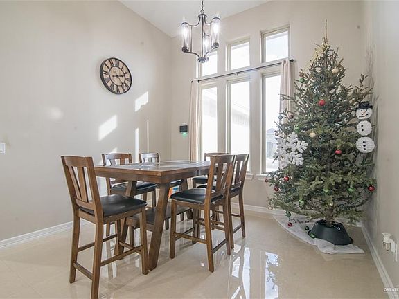 3rd image of 6207 N 46th Ln